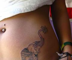 Tatuaje de Elefante Indu simbolo de fuerza y abundancia