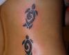 Tatuagem de tartaruga no estilo tribal maori