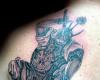 Excelente tatuaje de un Samurai