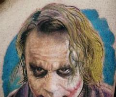 Tatuaje del Guason version Heath Ledger