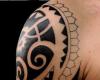 Brazo con diseno maori