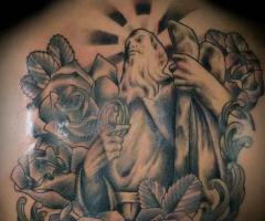 Diseño de tatuajes religioso en 3D