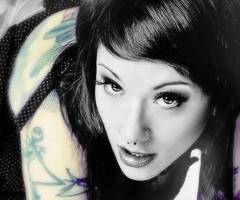 Black and gray tattoo ideas for woman
