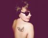 Plume tattoo