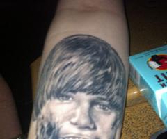 10 tatuajes de fans de Justin Bieber