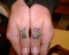 Numero 13 en los dedos