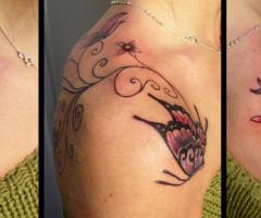 Cover up mariposa de pecho a espalda