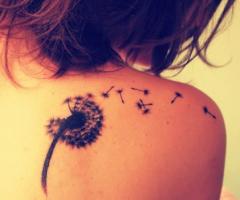 Tatuaje de diente de leon