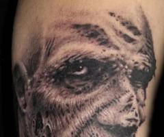 Tattoo de zombie muy real