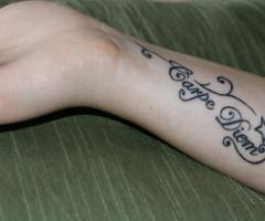 Carpe diem con lazos y estrellas