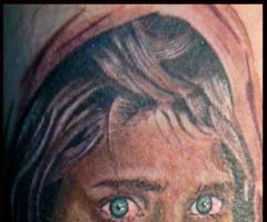 Retrato de la chica afgana