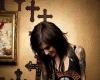 Kat Von D and crosses