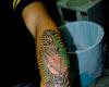 La virgen de Guadalupe con manos de oracion