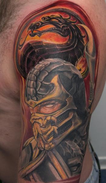 Tattoo Scorpion y logo de Mortal Kombat