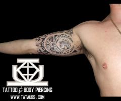 Tattoo maori en el brazo
