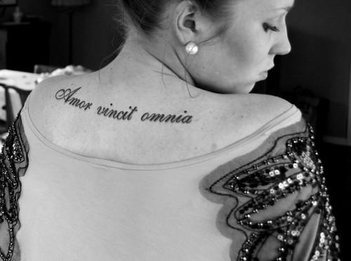 Amor vincit omnia