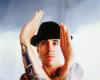 RHCP Anthony Kiedis arms