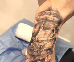 Escena con dragon japones