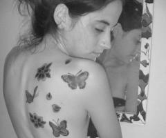 Mariposas y flores de cerezo, diseño propio