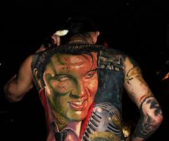 Elvis Presley Zombie espalda completa