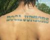 Boca Juniors tatuaje en la espalda