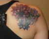 Tatuajes de flores en la espalda