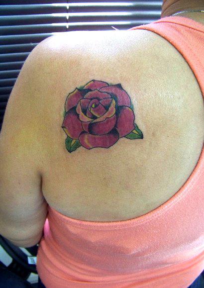 Tatuajes de rosas rojas