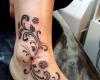 Tatuajes de flores en el tobillo