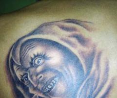 Rostro terrorifico