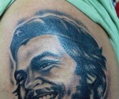El Che Guevara con una sonrisa