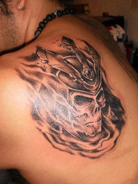 Calavera en la espalda