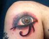 Ojo de Ra celeste estilo real