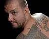 Pat Vaillancourt, URL's tatuados en el cuerpo