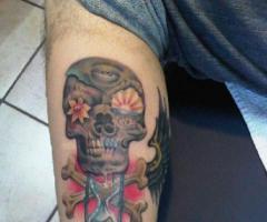 Craneo y reloj de arena