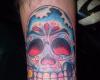Calavera de azucal mexicana a color