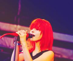 Hayley Williams heart wrist tattoo