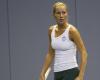 Alona Bondarenko tennis pictures