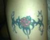 Tribal con rosa e iniciales por madre e hijas