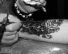 Calavera mujer con rosas