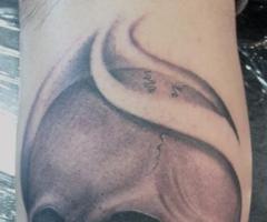 Drawing skull tattoo art