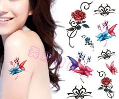 Rosas y mariposas con tribales