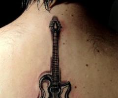 Tatuaje de Guitarra