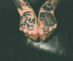 tattoo skull and women
