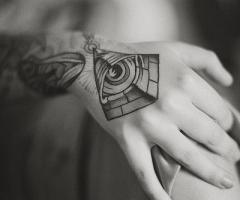 tattoo pyramid