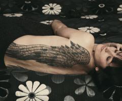 Big angel wing on the side back to make you feel like a fairy