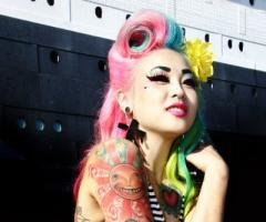 Girl tattoo cabelo azul