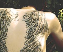 alas tatuaje
