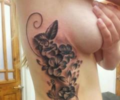 Tribal de Flores Tattoo