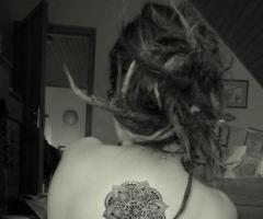 Mandala espalda de mujer
