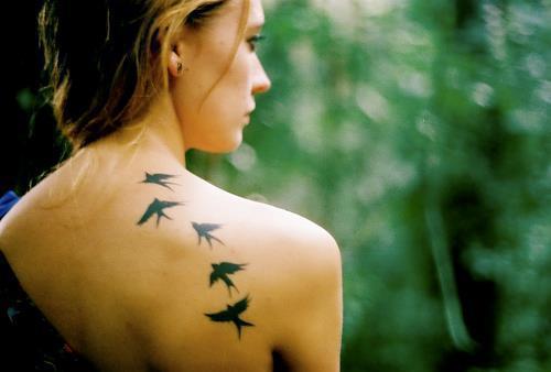 Sexy birds on back